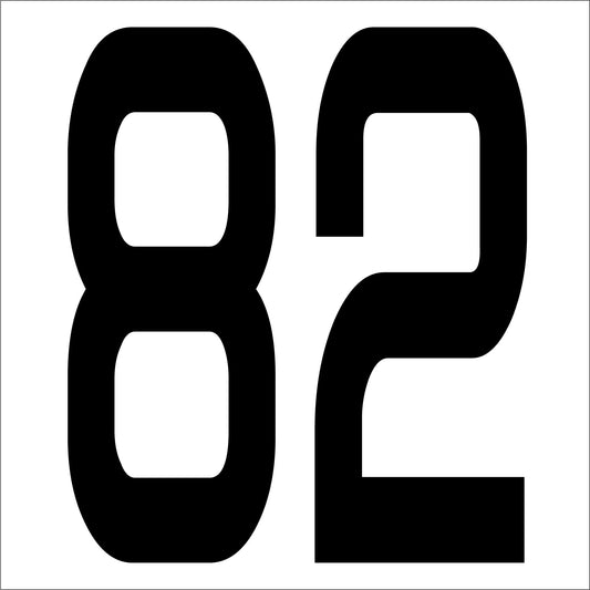 カッティングステッカー　数字８２　文字高１００ｍｍ　黒